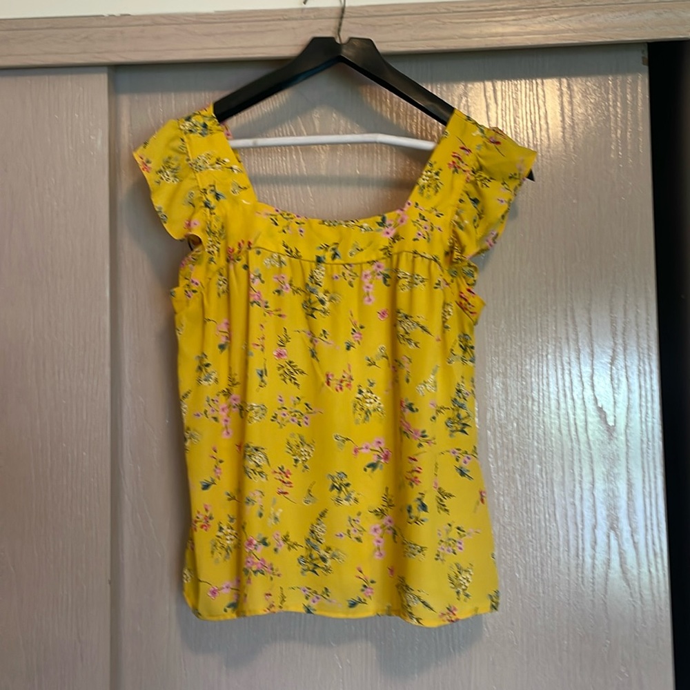 Pleione yellow spring flower blouse